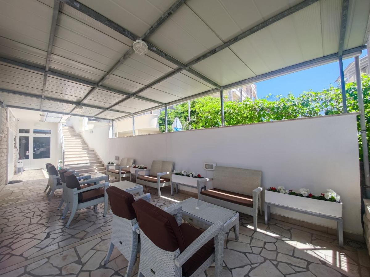 B&B villa IVONA Baška Voda Esterno foto
