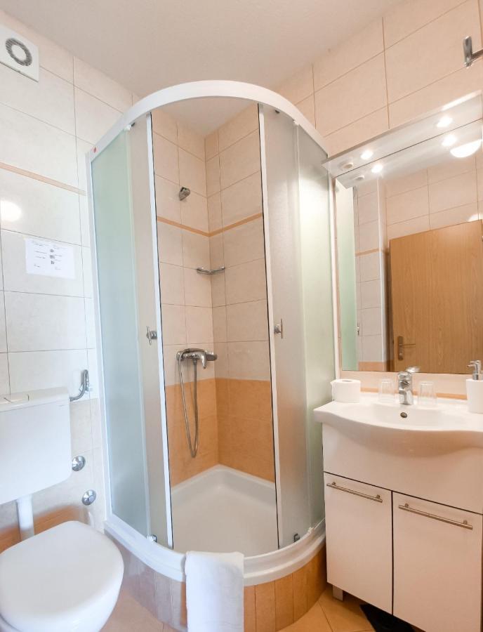 B&B villa IVONA Baška Voda Esterno foto