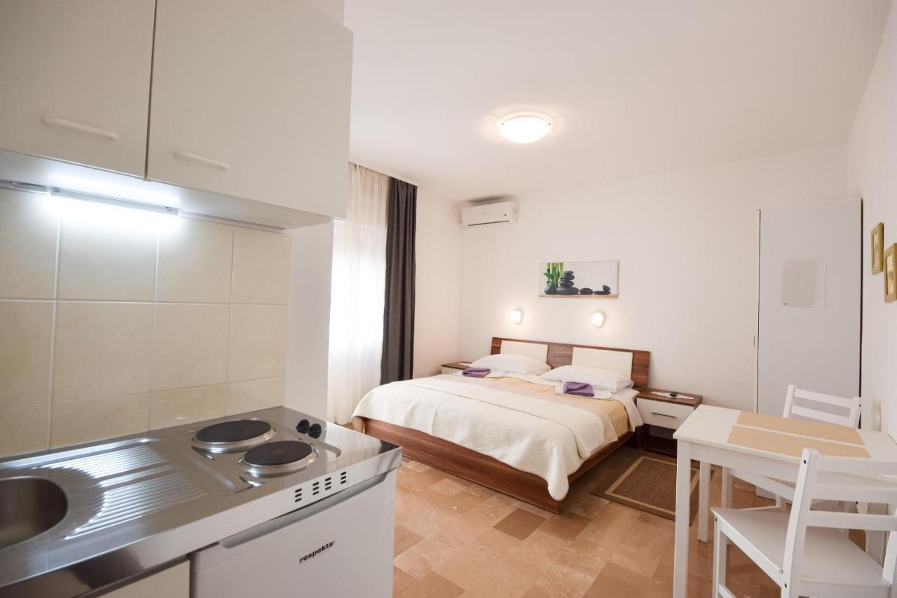 B&B villa IVONA Baška Voda Camera foto